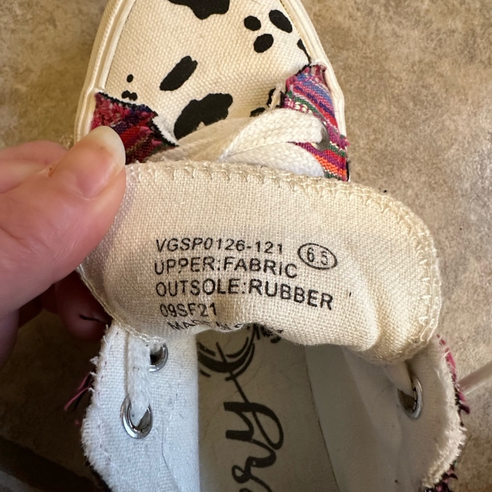 Very G Ladies Cosmic Cow Print Shoes W 6.5 - Picture 7 of 9